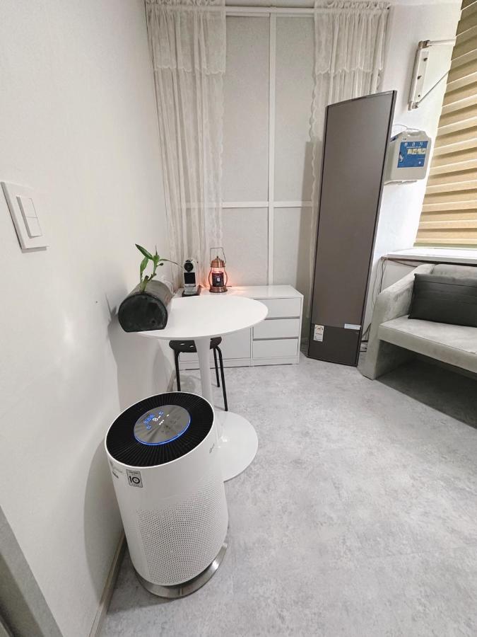 The Bay Cube House Female Only Hotel Guri Exterior photo